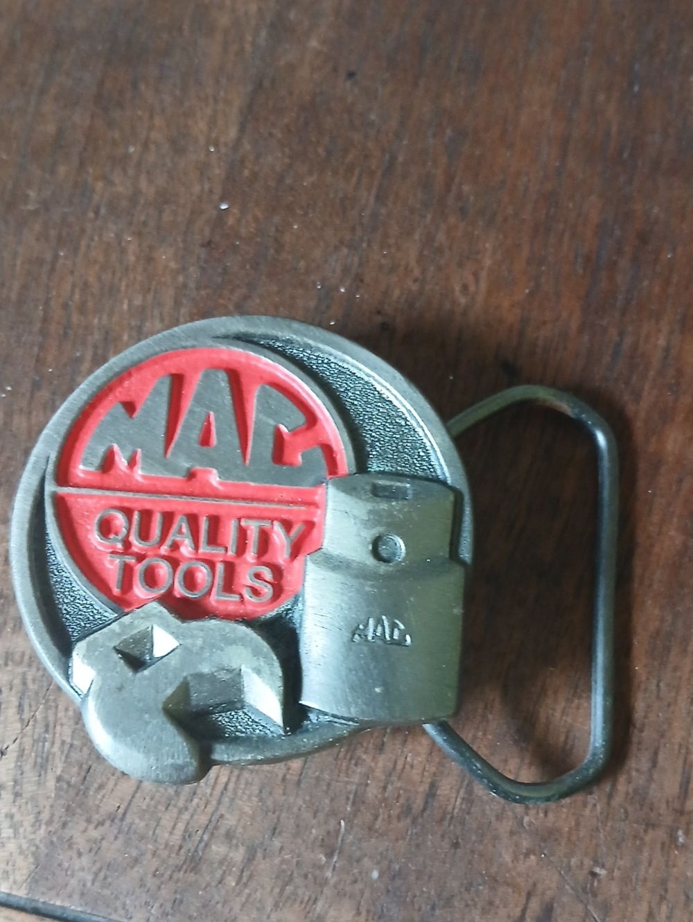 MAC Quality Tools Red and Silver Belt Buckle. New